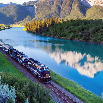 canadian-rockies-train-vancouver-banff-jasper-national-park-tour